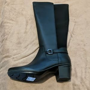 Clarks Emslie March Size 8 Black Knee High Boot